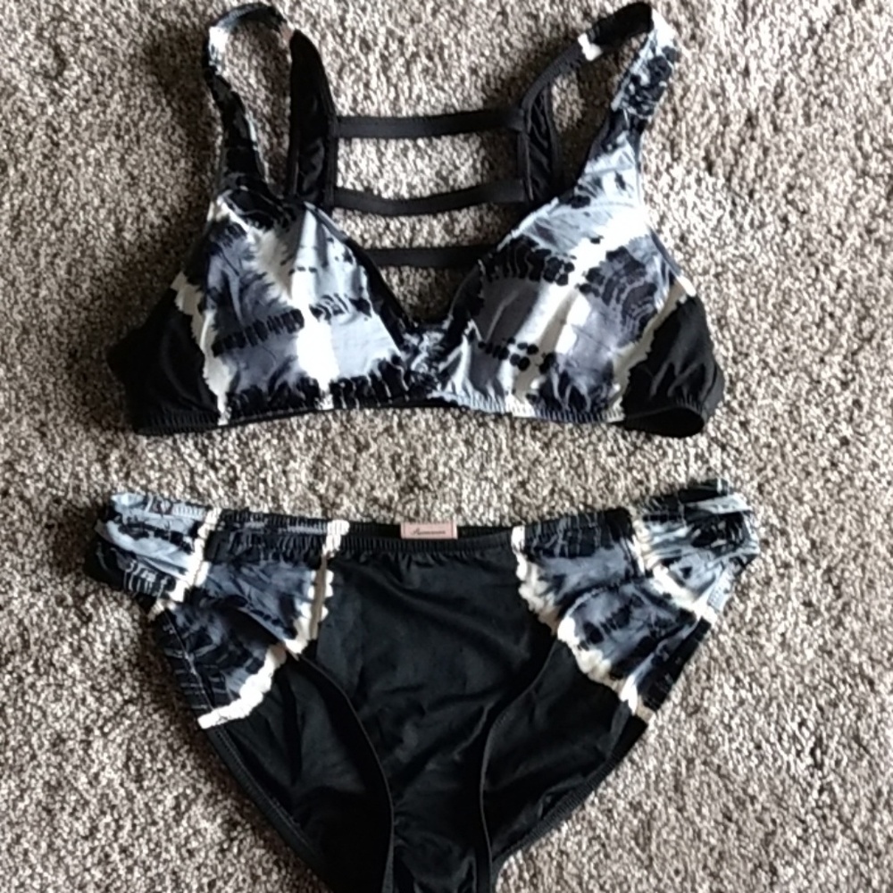 Lucky brand tie dye swim